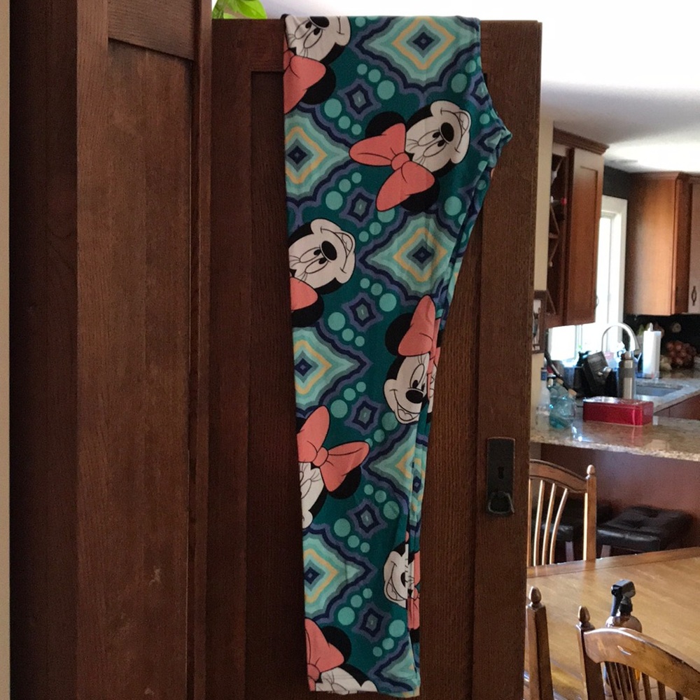 LuLaRoe Leggings Disney collection